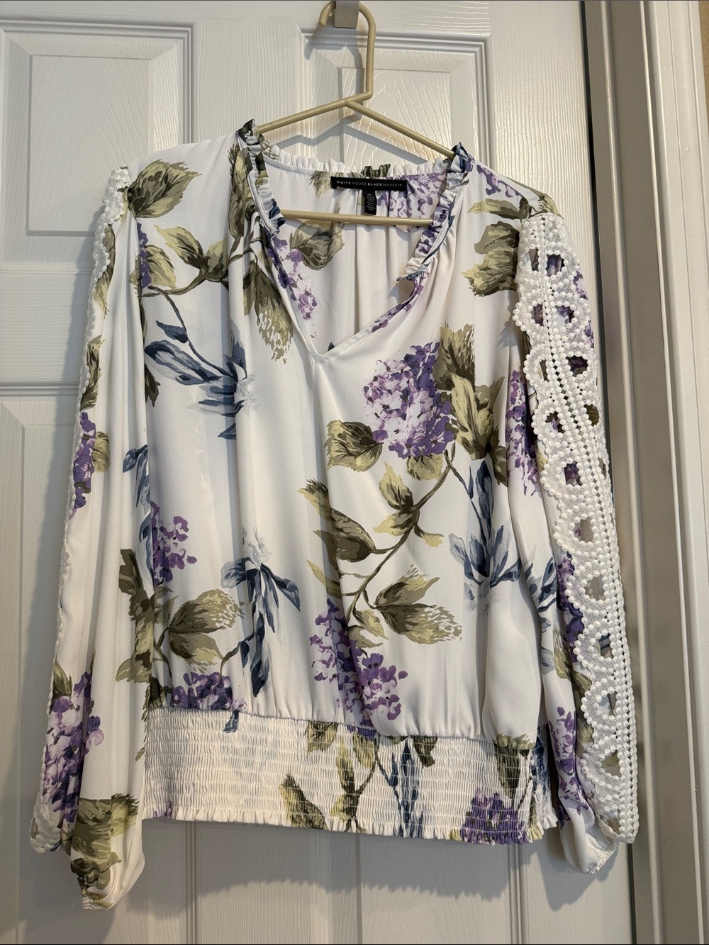 White House Black Market White Pullover Blouse with Lavender Floral Print